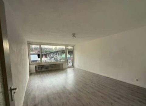 Nachher: leere, besenreine Wohnung